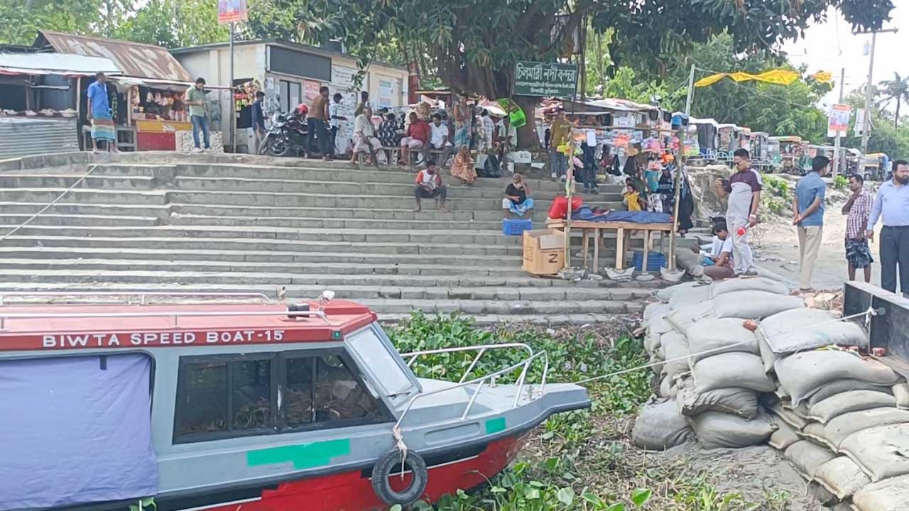কোটি টাকার ইজারা, তবুও যাত্রীসেবায় বেহাল চিলমারী নদীবন্দর