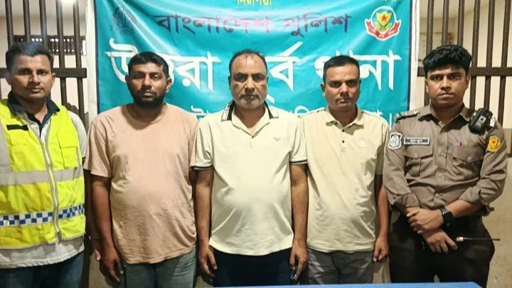 ডিজিএফআই পরিচয়ে জিম্মি করে চাঁদা দাবি, গ্রেপ্তার ৩