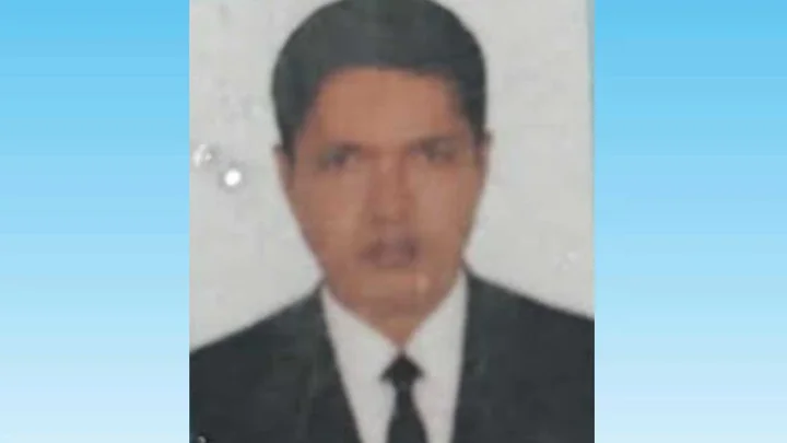 রিকশাচালককে মারধরের প্রতিবাদ করায় পুলিশ সদস্যকে পিটিয়ে হত্যা