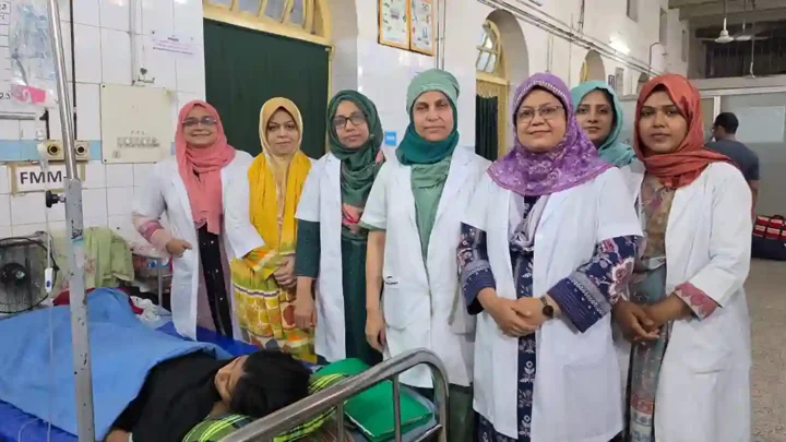 গর্ভে যমজ শিশুর ত্রুটিপূর্ণ রক্তসঞ্চালন বন্ধে সফল অপারেশন