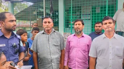 দিনাজপুরে ঘুষ নেওয়ার সময় ভূমি অফিসের তহশিলদারসহ আটক ৩