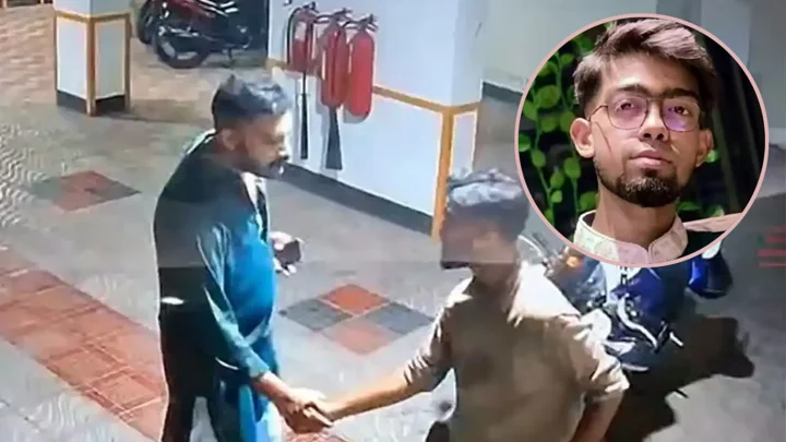 তাহসিফের বন্ধু দ্বীপকে নৌ পুলিশের কাছে হস্তান্তর