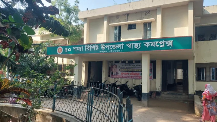 শরীয়তপুরে কুকুরের কামড়ে এক দিনে আহত ১৩