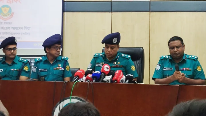 নাশকতার জন্য ৯ হাজার মুখোশ সংগ্রহ করে আ.লীগ: ডিএমপি