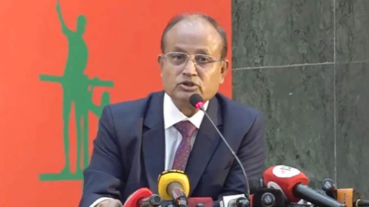 ৪০৪ শিক্ষকের বিরুদ্ধে ব্যবস্থা নিতে হবে: ঢাবি ভিসি