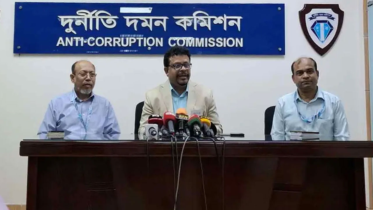 বেনজীরের মুক্তির বিষয়ে আনুষ্ঠানিক তথ্য নেই: দুদক