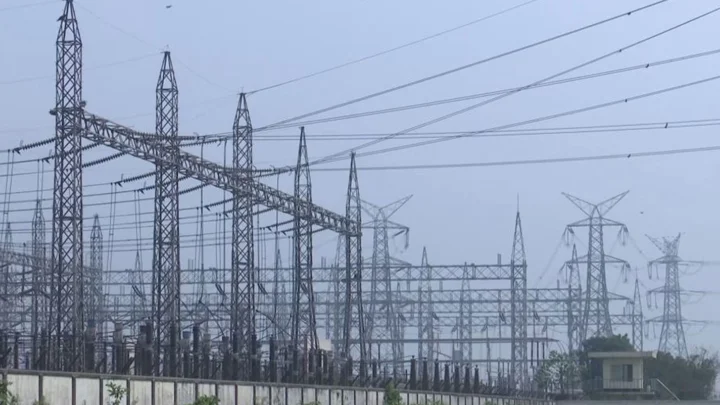 মন্ত্রীর আসনে লোডশেডিং কম, অন্য এলাকায় ভোগান্তি
