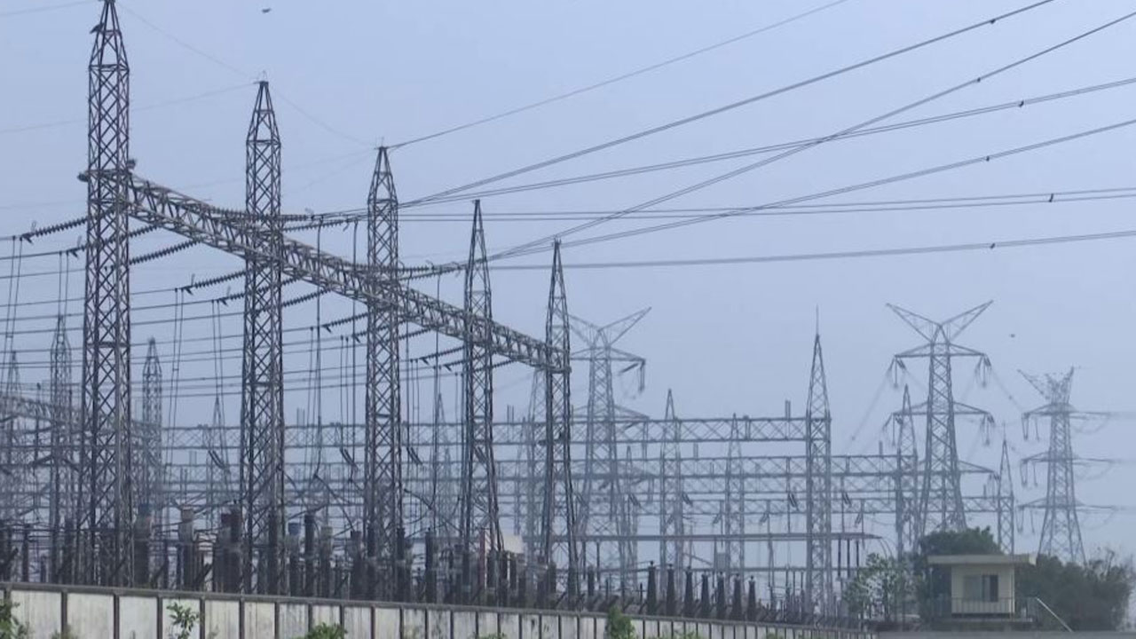 মন্ত্রীর আসনে লোডশেডিং কম, অন্য এলাকায় ভোগান্তি
