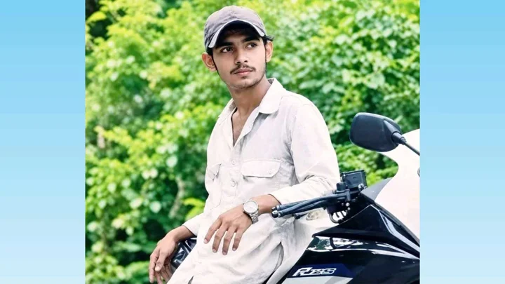 আরেক কিশোরকে ডেকে মোটরসাইকেল কেড়ে নেওয়ার অভিযোগ তুহিনের বিরুদ্ধে