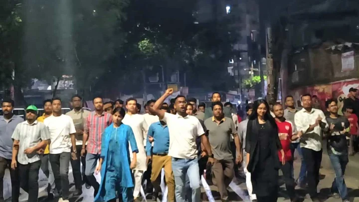 আ. লীগের ‘লকডাউন’ কর্মসূচির প্রতিবাদে জবি ছাত্রদলের বিক্ষোভ