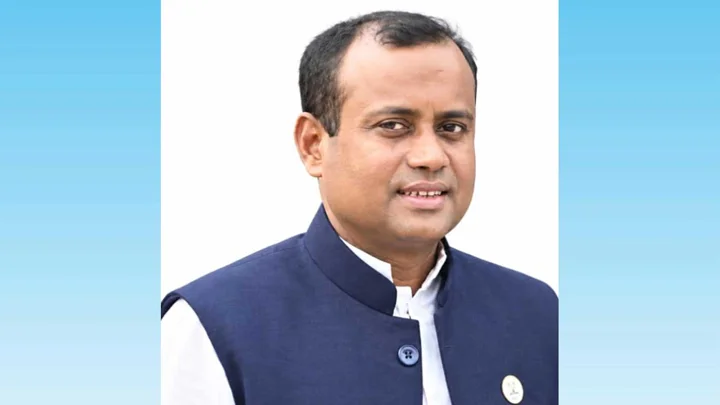পঞ্চগড়ে কার্যক্রম নিষিদ্ধ আওয়ামী নেতা গ্রেপ্তার