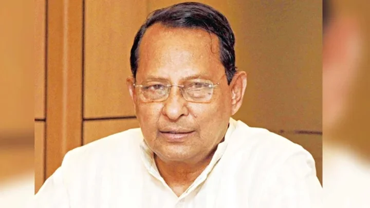 বঙ্গবন্ধুর ম্যুরাল নিয়ে দুর্নীতি, ইনুসহ ৮ জনের বিরুদ্ধে দুদকের চার্জশিট