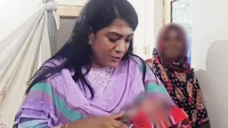 মানসিক ভারসাম্যহীন নারীর কোলজুড়ে এলো ফুটফুটে কন্যা