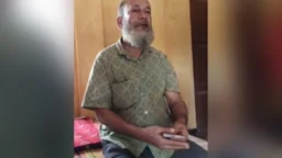 ঘুষের ভিডিও ভাইরাল হতেই ভূমি কর্মকর্তার মোবাইল বন্ধ