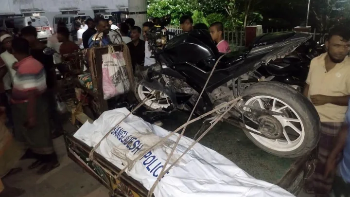 নিয়ন্ত্রণ হারানো মোটরসাইকেলের ধাক্কায় চালক-পথচারী নিহত