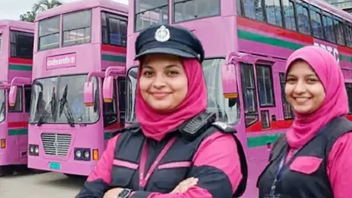 পিংক বাসের জন্য নারী চালক খুঁজছে বিআরটিসি