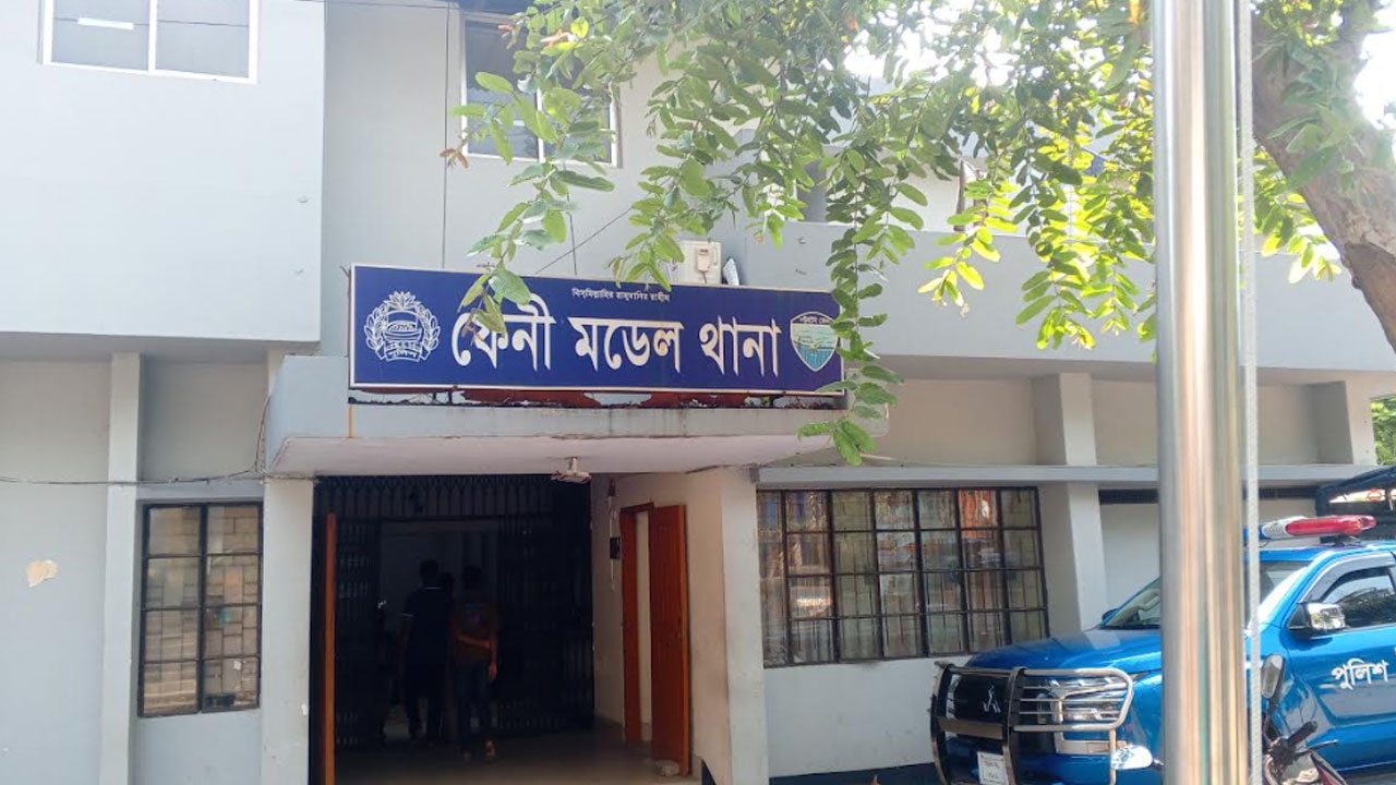 ফেনীতে নিষিদ্ধ ছাত্রলীগের ঝটিকা মিছিল, ৭৫ জনের বিরুদ্ধে মামলা