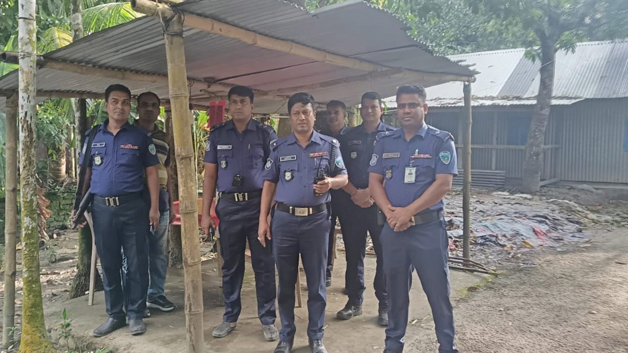 feni-police