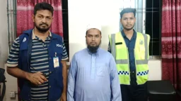ফেনীতে ছাত্রকে ধর্ষণের অভিযোগে মাদ্রাসাশিক্ষক গ্রেপ্তার