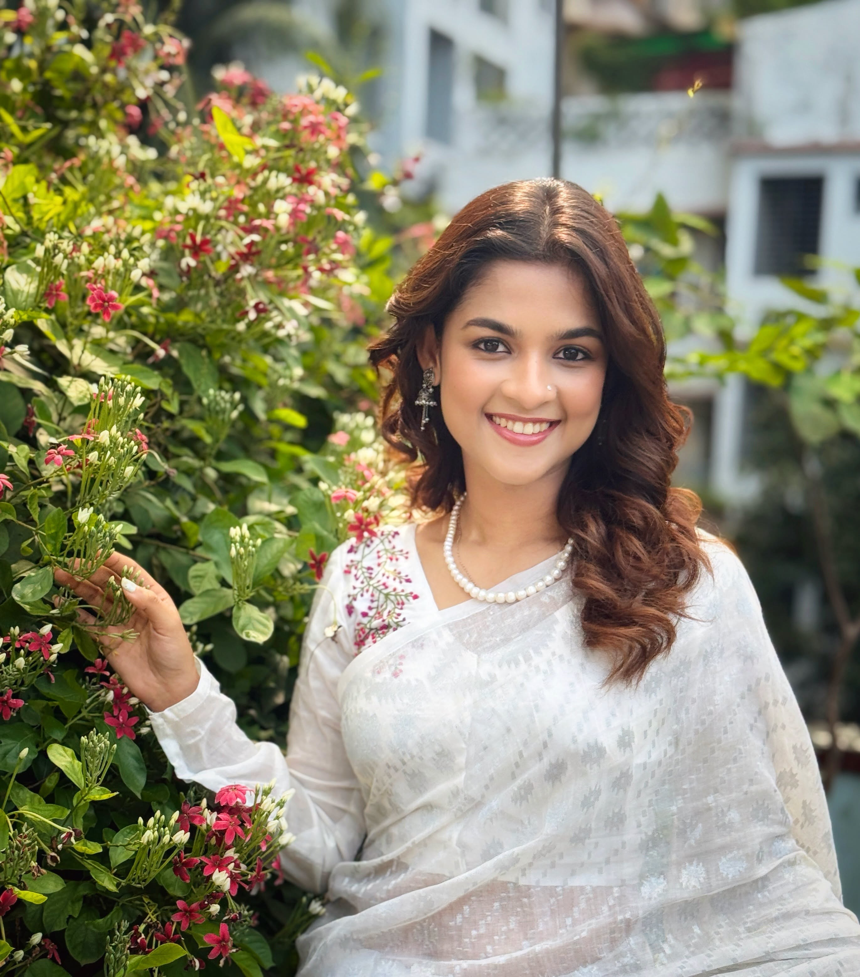 অভিনেত্রী সাদিয়া আইমান। ছবি: ফেসবুক থেকে নেওয়া