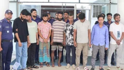 ‘১০০ পুলিশ থাকলেও গুলি করে মারব’, চিকিৎসককে চাঁদার জন্য হুমকি