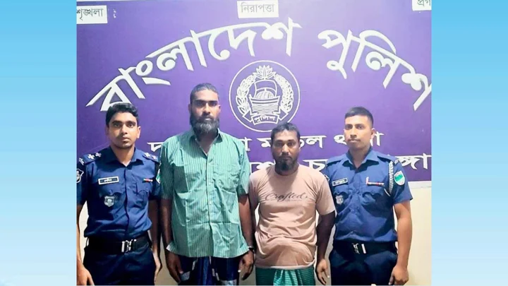 চুয়াডাঙ্গায় চুল ছিনতাই
