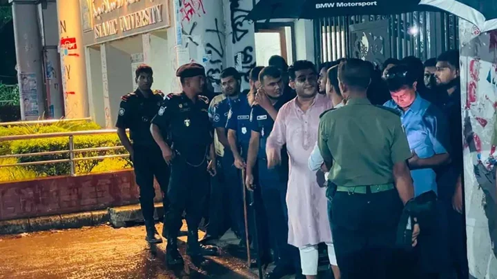 ইবিতে শিবির নেতাকে চড়, তদন্তে ৩ সদস্যের কমিটি গঠন