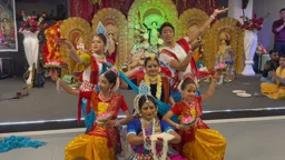 প্যারিসে উৎসবমুখর পরিবেশে পালিত হচ্ছে শারদীয় দুর্গাপূজা