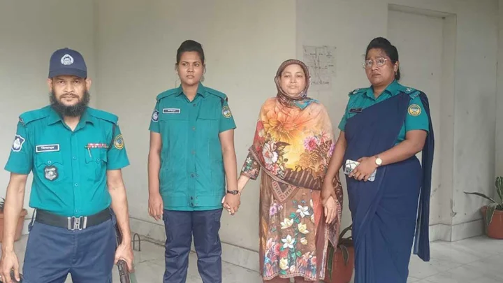 বরিশালে স্বামীকে শিল দিয়ে হত্যার অভিযোগ, স্ত্রী গ্রেপ্তার