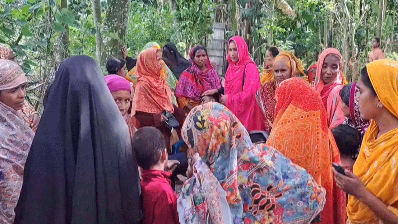 ছেঁড়া তার সরাতে গিয়ে প্রাণ গেল দুই শ্রমিকের