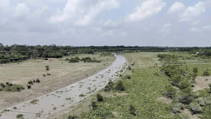 খরস্রোতা শোলমারী এখন মরা খাল, বিপন্ন কৃষি-জীবিকা