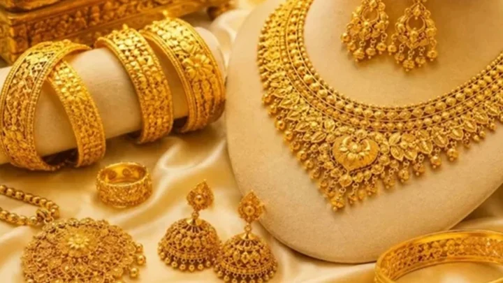 তিন দফা কমার পর বাড়ল স্বর্ণের দাম
