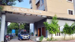 গোপালগঞ্জে শিবিরের কেন্দ্রীয় নেতাসহ তিনজনের ওপর হামলা, মোটরসাইকেলে আগুন