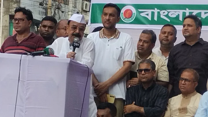 শেখ হাসিনাকে ভারত ফেরত দেবে বলে মনে হয় না: গয়েশ্বর চন্দ্র রায়