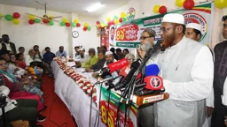 সরকার সাত মাসে লেজেগোবরে জড়িয়েছে: গোলাম পরওয়ার