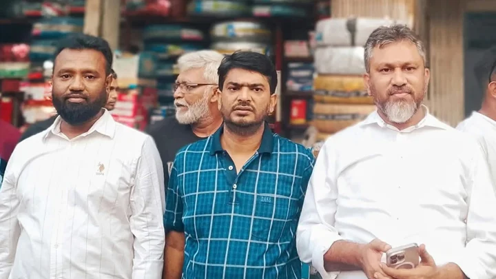 গুলিস্তানে পরিবহন ব্যবসা নিয়ে যুবদলের দুই গ্রুপের সংঘর্ষ, আহত ৩