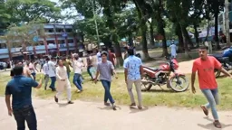 হবিগঞ্জে ফ্যামিলি কার্ড প্রকল্পে নিয়োগ ঘিরে ইউএনও কার্যালয়ে বিক্ষোভ
