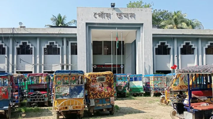 বিদ্যুৎ বিল নিয়ে বিপিডিবি-পৌরসভার দ্বন্দ্ব, বকেয়া নিয়ে দুই পক্ষের ভিন্ন তথ্য