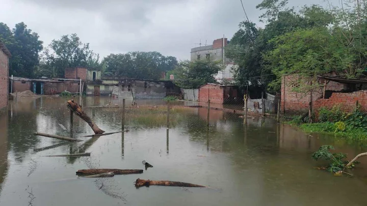 চাঁপাইনবাবগঞ্জে ২৪ ঘণ্টায় ১৮২ মিলিমিটার বৃষ্টিপাত রেকর্ড