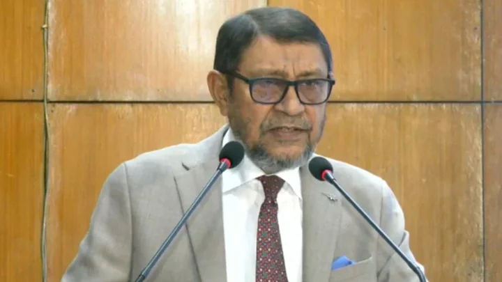 সরকারি হাসপাতালের সামনে নতুন ক্লিনিকের অনুমোদন নয়: স্বাস্থ্যমন্ত্রী