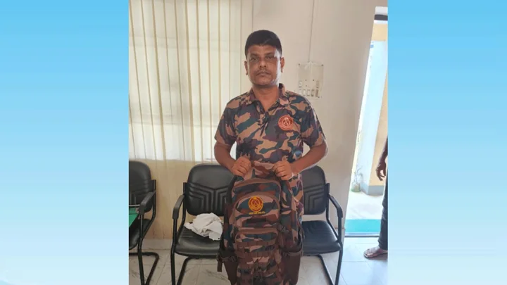 সুনামগঞ্জে চোরাই মালামালসহ ভুয়া বিজিবি সদস্য আটক