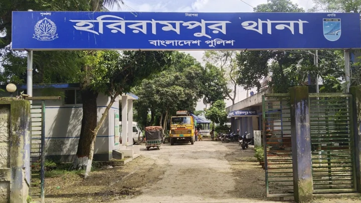 থানা থেকে উধাও পুলিশ হেফাজতে থাকা মোটরসাইকেল 

