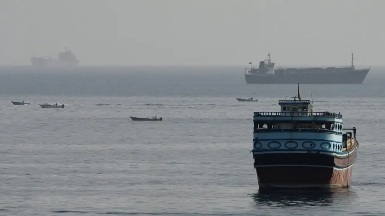 hormuz strait