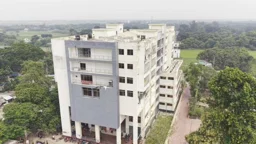 আটতলা ভবনে মোবাইল নেটওয়ার্ক নেই, বিপাকে রোগী-চিকিৎসক