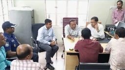 হাসপাতালের জীর্ণদশা দেখে ক্ষোভ নৌপরিবহন প্রতিমন্ত্রীর