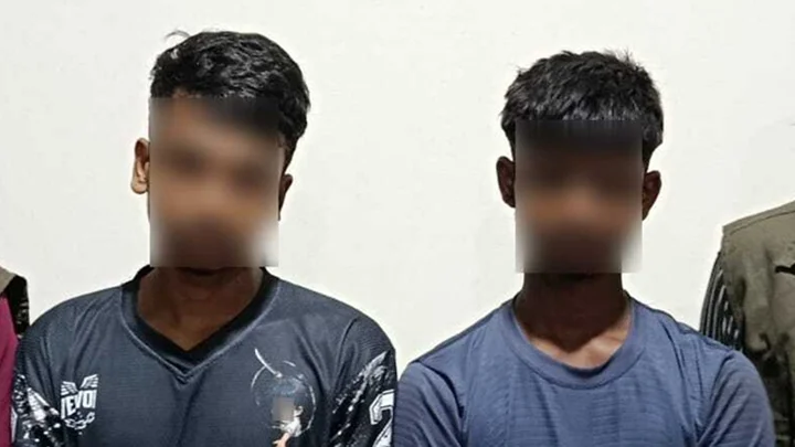 অবৈধ চার্জিং পয়েন্ট উচ্ছেদে বাধা, ৪ জনের ৬ মাসের জেল