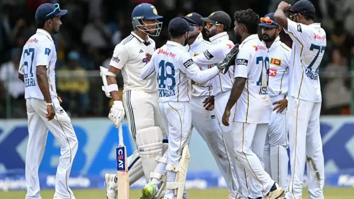 মাঠের ঝামেলায় শাস্তি পেলেন ভারত-শ্রীলঙ্কার দুই ক্রিকেটার