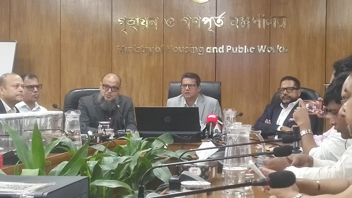 সচিবালয় স্থানান্তরের চূড়ান্ত সিদ্ধান্ত হয়নি: গণপূর্ত মন্ত্রী