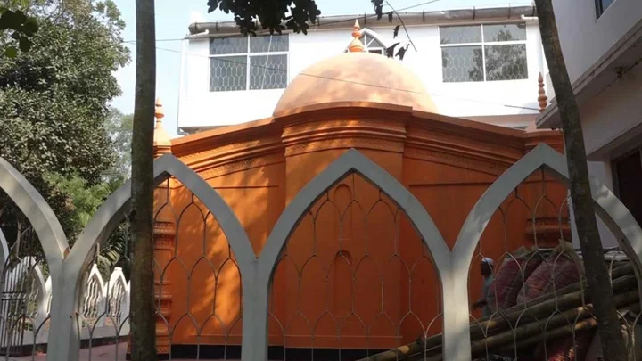 জামালপুরের রহস্যময় ‘গায়েবী মসজিদ’