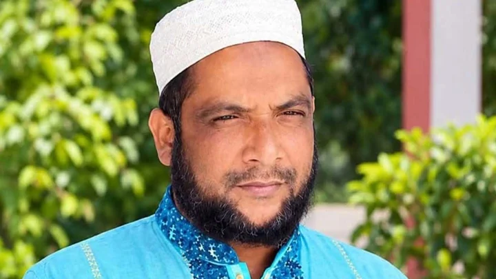 সার মজুত করায় পদ হারালেন জামায়াত নেতা
